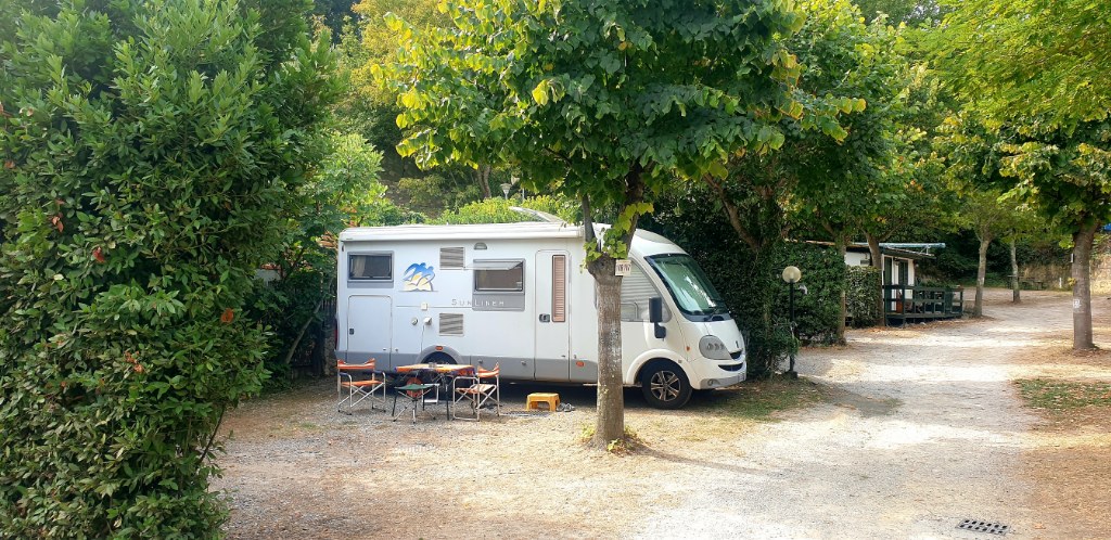 Camping dei Fiori, Pietra Ligure, Ligurie, Italië